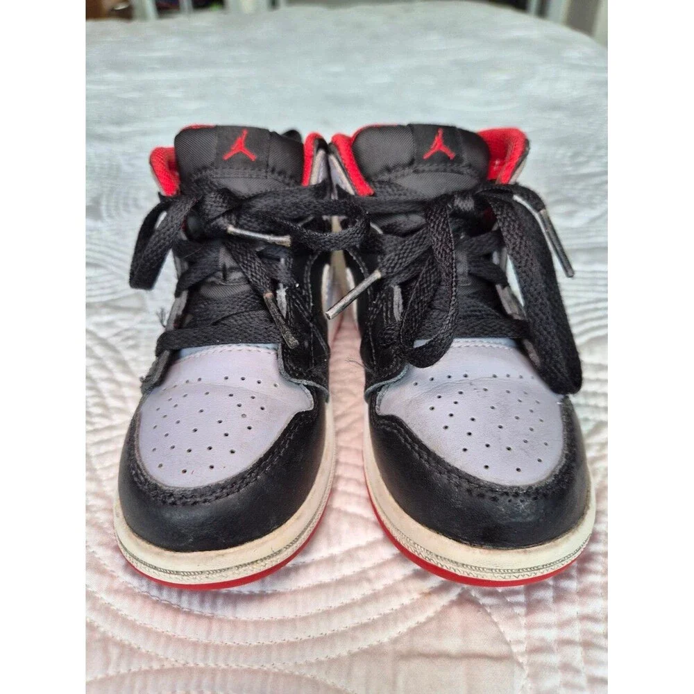 VGUC Nike Air Jordan 1 Mid TD Bred Shadow Grey Black Littlen Kids 8